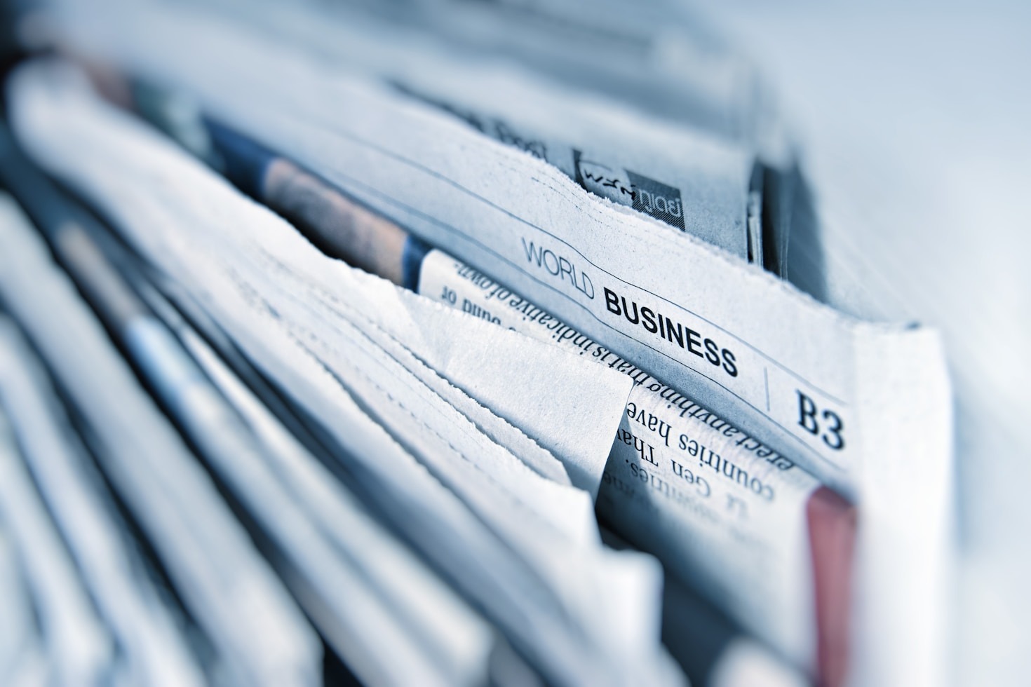 Balancing Privacy and Public Interest in News Coverage
